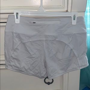 White Lululemon 2.5 inch Speed Up Short